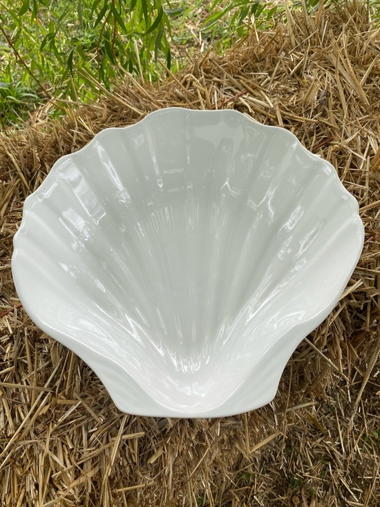Other - White Shell-Shaped Decorative Bowl